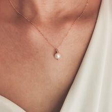 Load image into Gallery viewer, 14Kt Gold Filled Necklace/  Freshwater Pearl