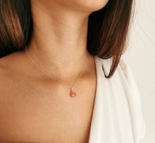 Load image into Gallery viewer, Sterling Silver Necklace / Peach Moonstone