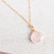 Load image into Gallery viewer, rose quartz gemstone gold filled necklace 
